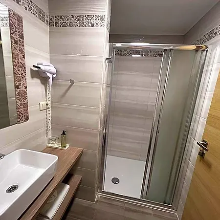 Hotel Benjamin